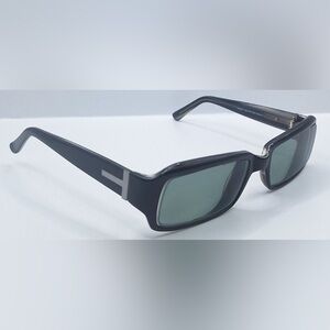 Runway Sunwear RS591 Black Oval Sunglasses Frames Only